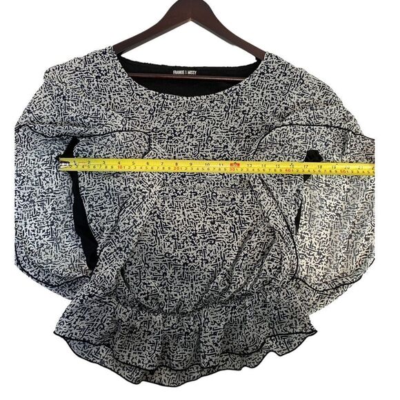 FRANKIE and Missy Sheer Butterfly Sleeve Top - Picture 6 of 7